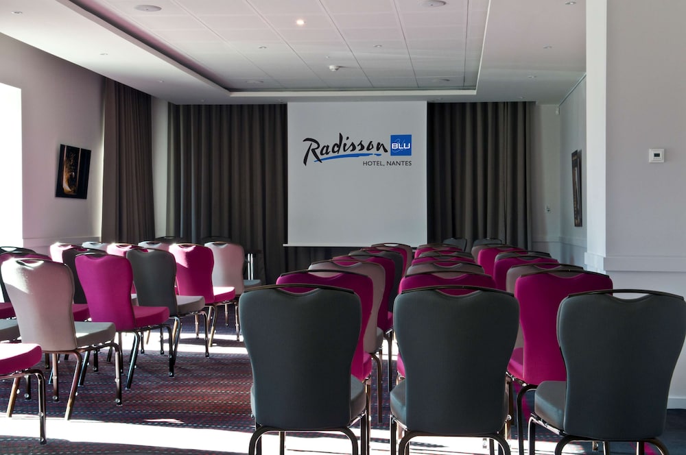 RADISSON BLU HOTEL NANTES 58/68