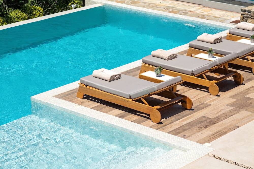 M Mykonos Villas 23/50