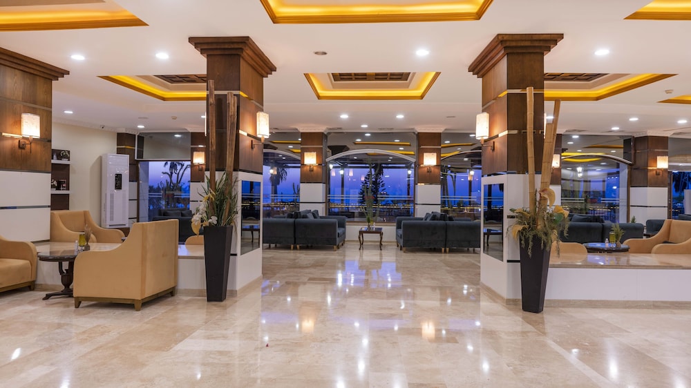 Armas Labada Hotel 17/71