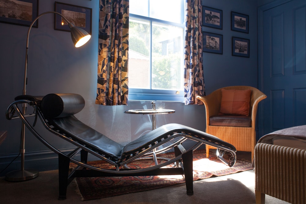 Hill View House Bed and Breakfast 25/29