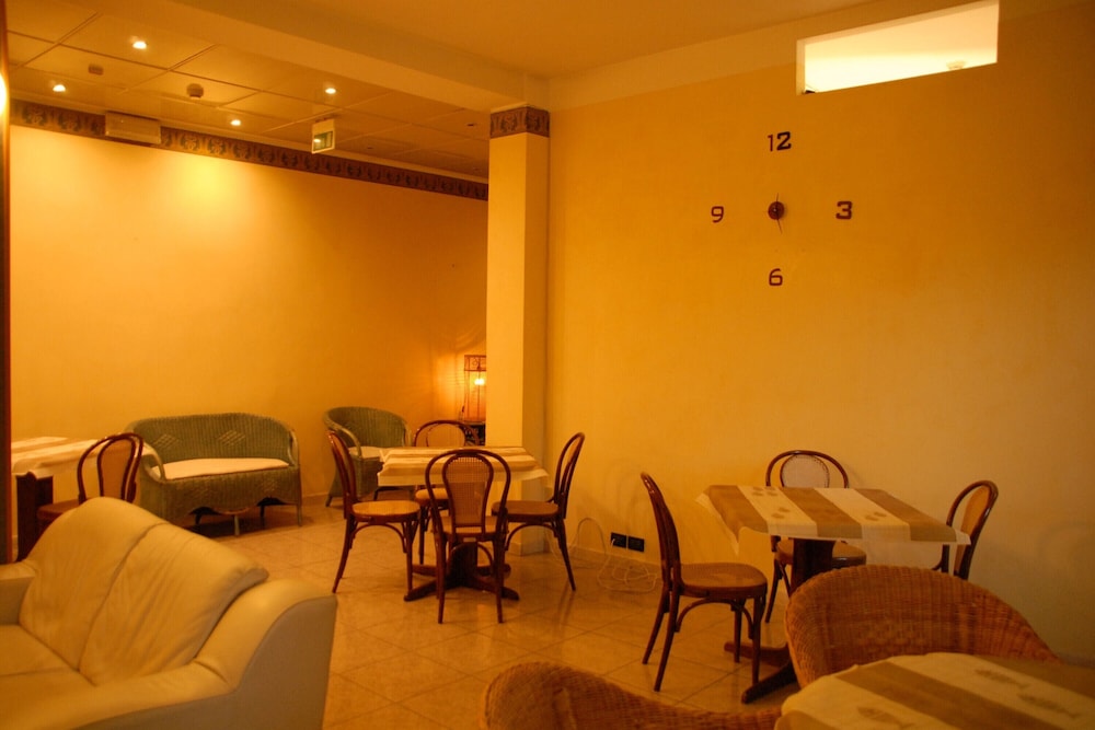 Hotel Arno Rimini 28/44