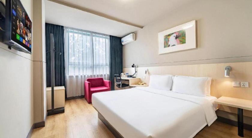 Jinjiang Inn (Shanghai International Tourist Resort Kangxin Highway) 20/50