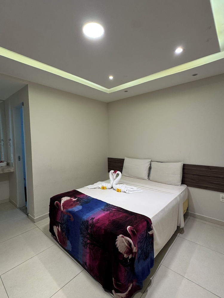 STANDARD, DOUBLE BED
