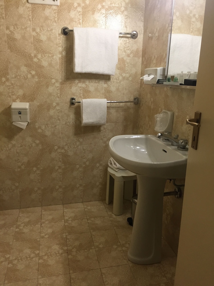 CDH Hotel Modena 23/55