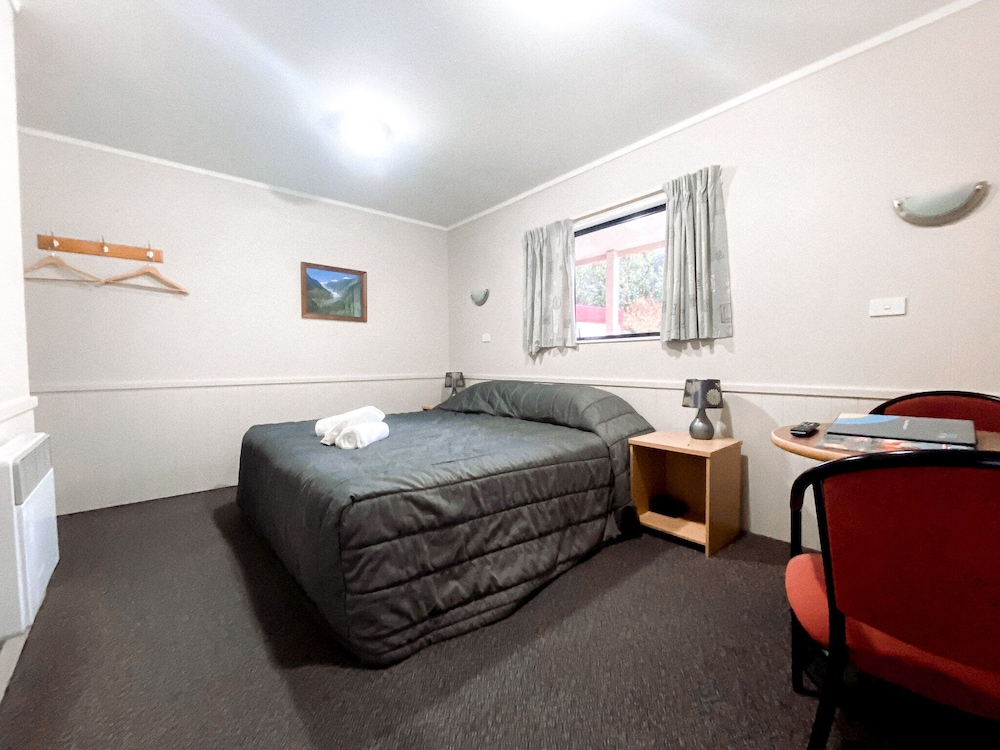Franz Josef Top 10 Holiday Park 24/75
