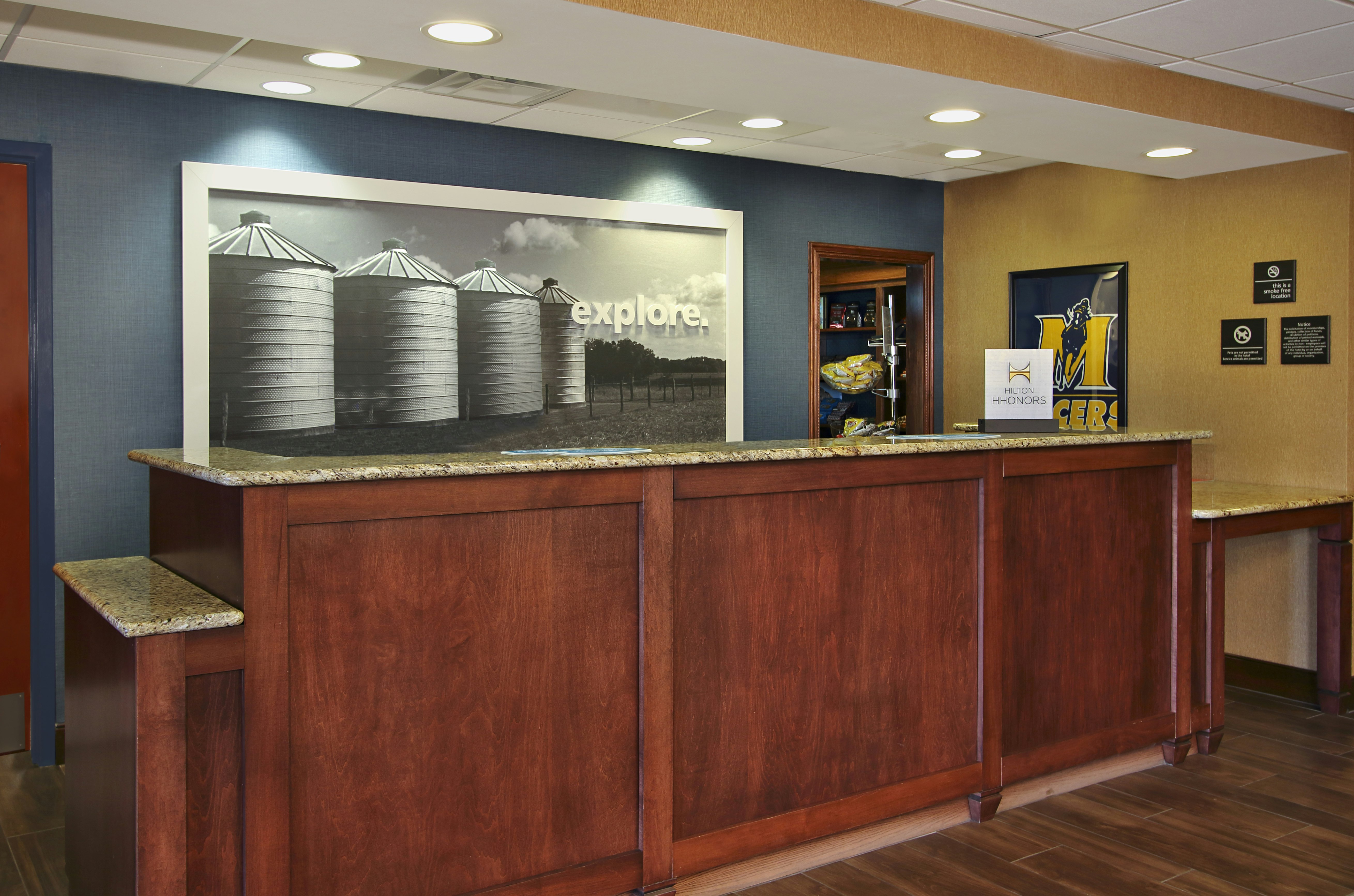 Hampton Inn Suites Murray 8/37