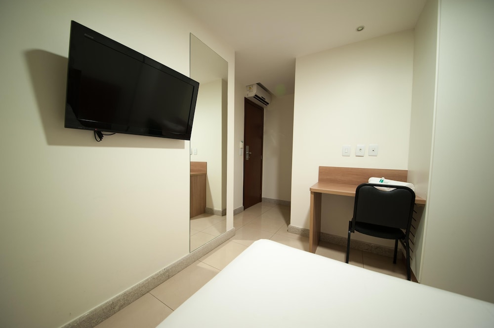 Premium Executive Hotel Itabira 15/20