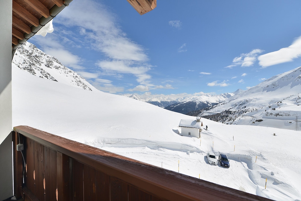 HOTEL INTERALPEN 68/74