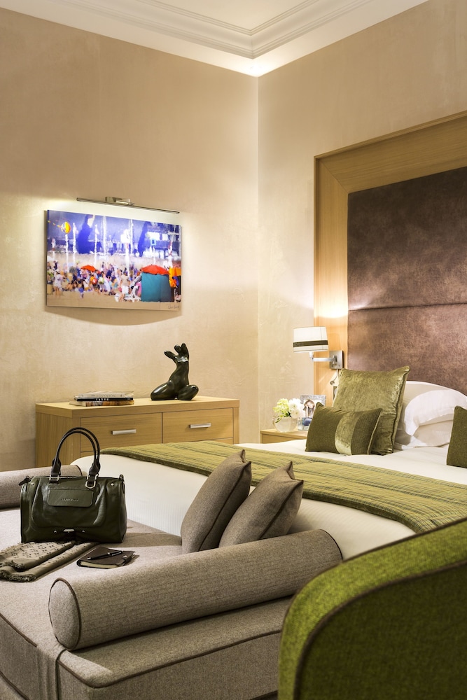 Hotel Barriere L Hotel Du Golf 45/75