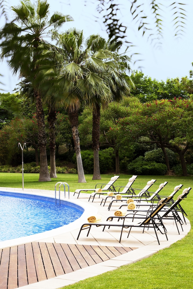 Novotel Barcelona Cornella Hotel 64/71