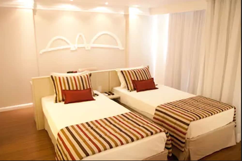 Mercure Brasilia Lider Hotel 11/67