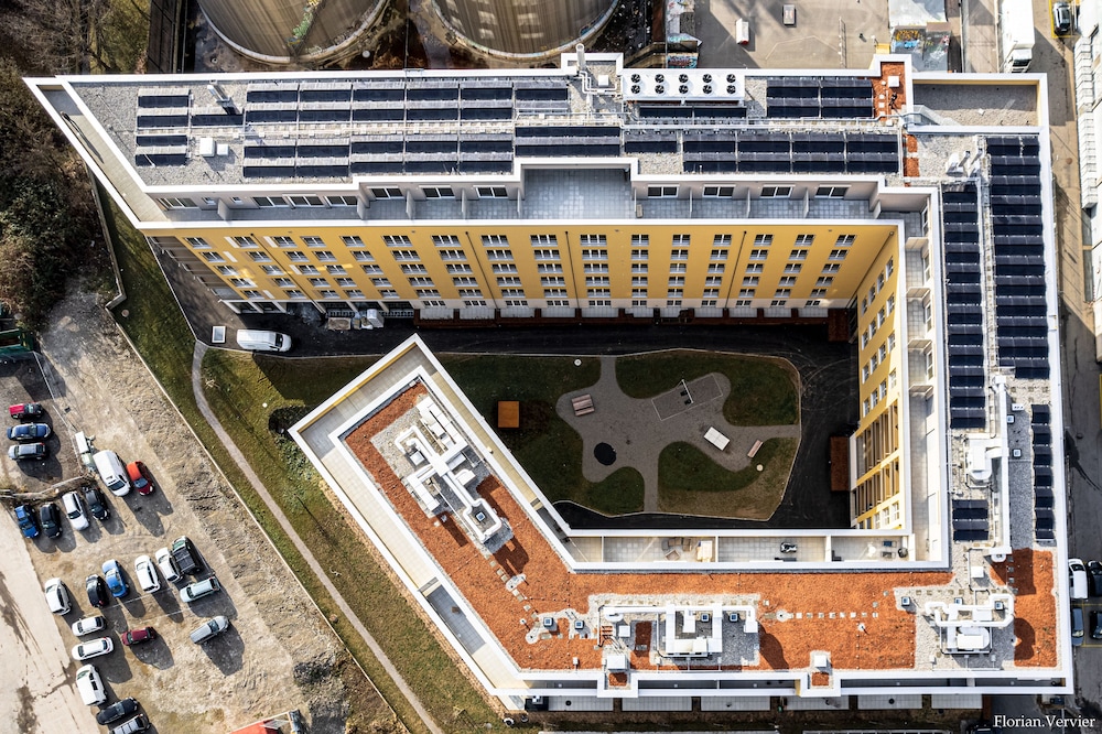 Los Lorentes Residences 2/50