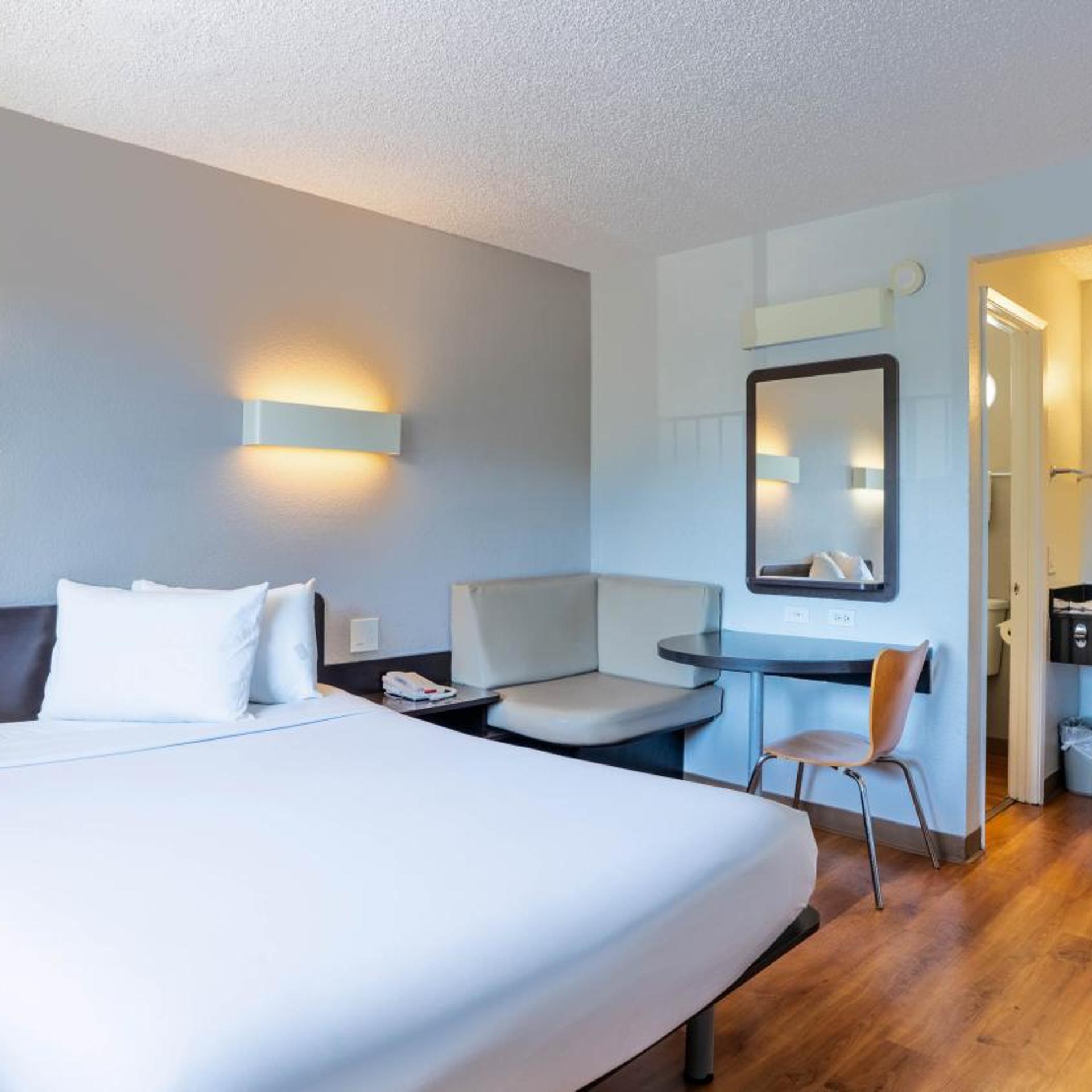1 Queen Bed Mini Fridge