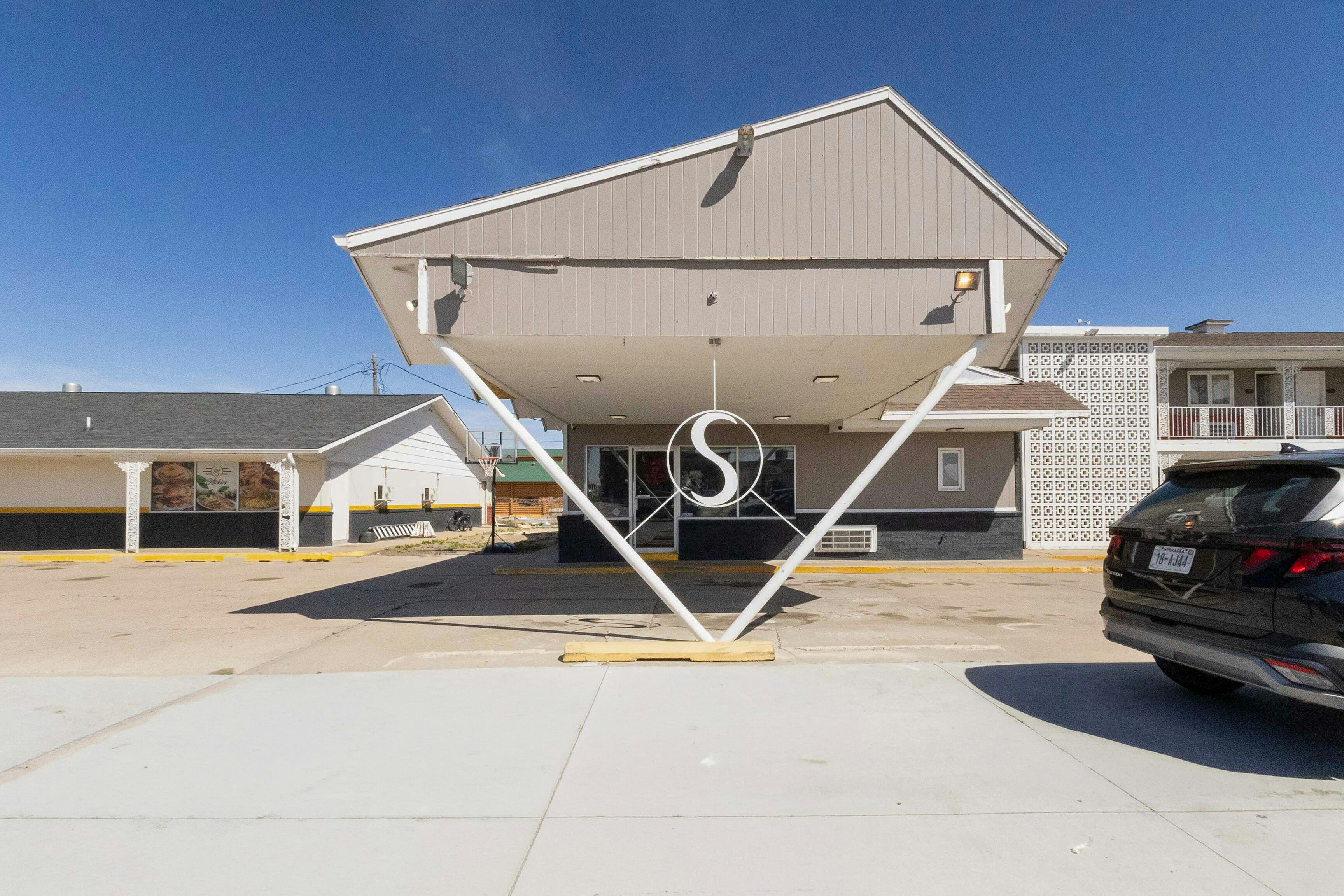 Circle S Motel Cozad I-80 53/60