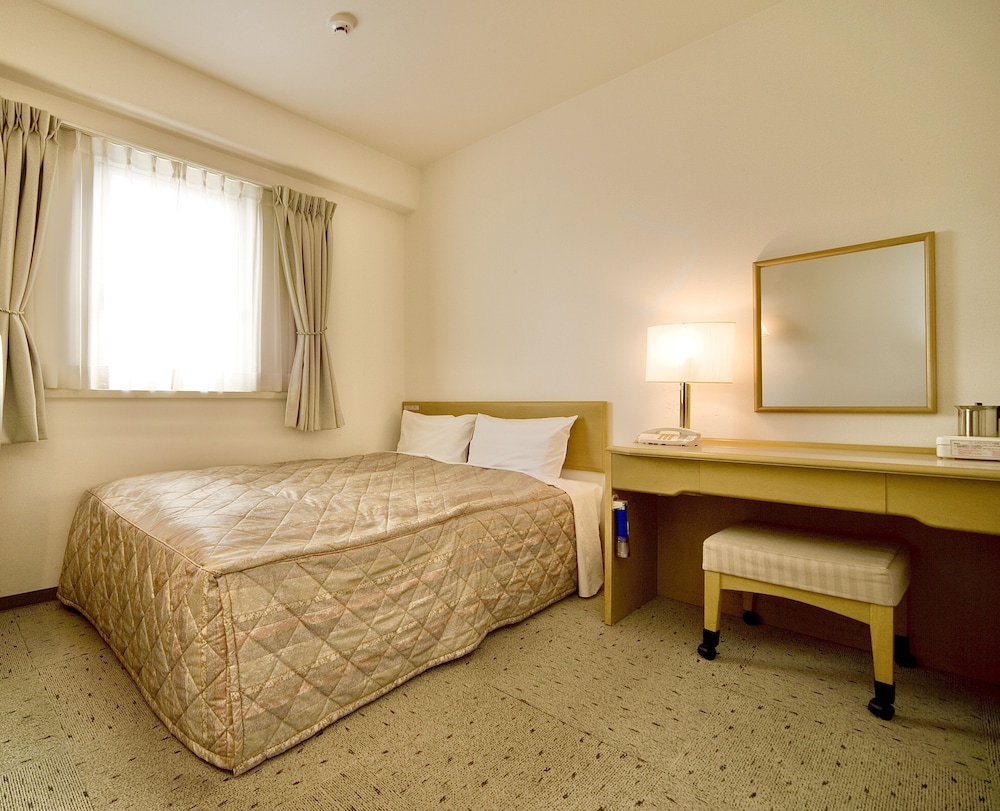 Kurashiki Ekimae Universal Hotel 4/20