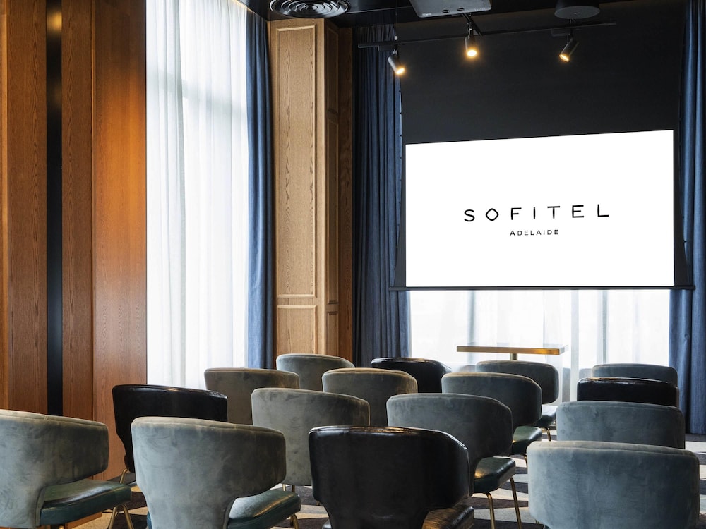Sofitel Adelaide 66/73