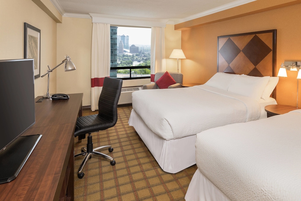 Wyndham Grand Fallsview Hotel 23/65
