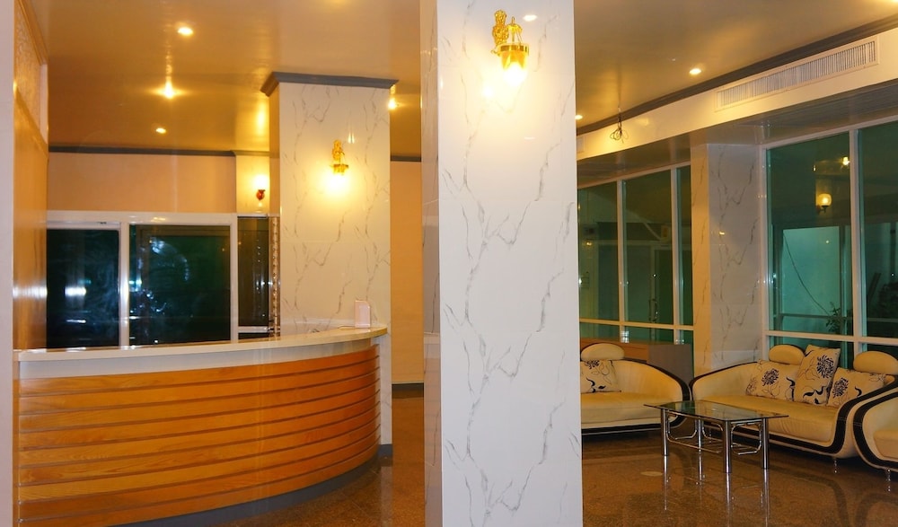J TWO S Pratunam Hotel 12/19