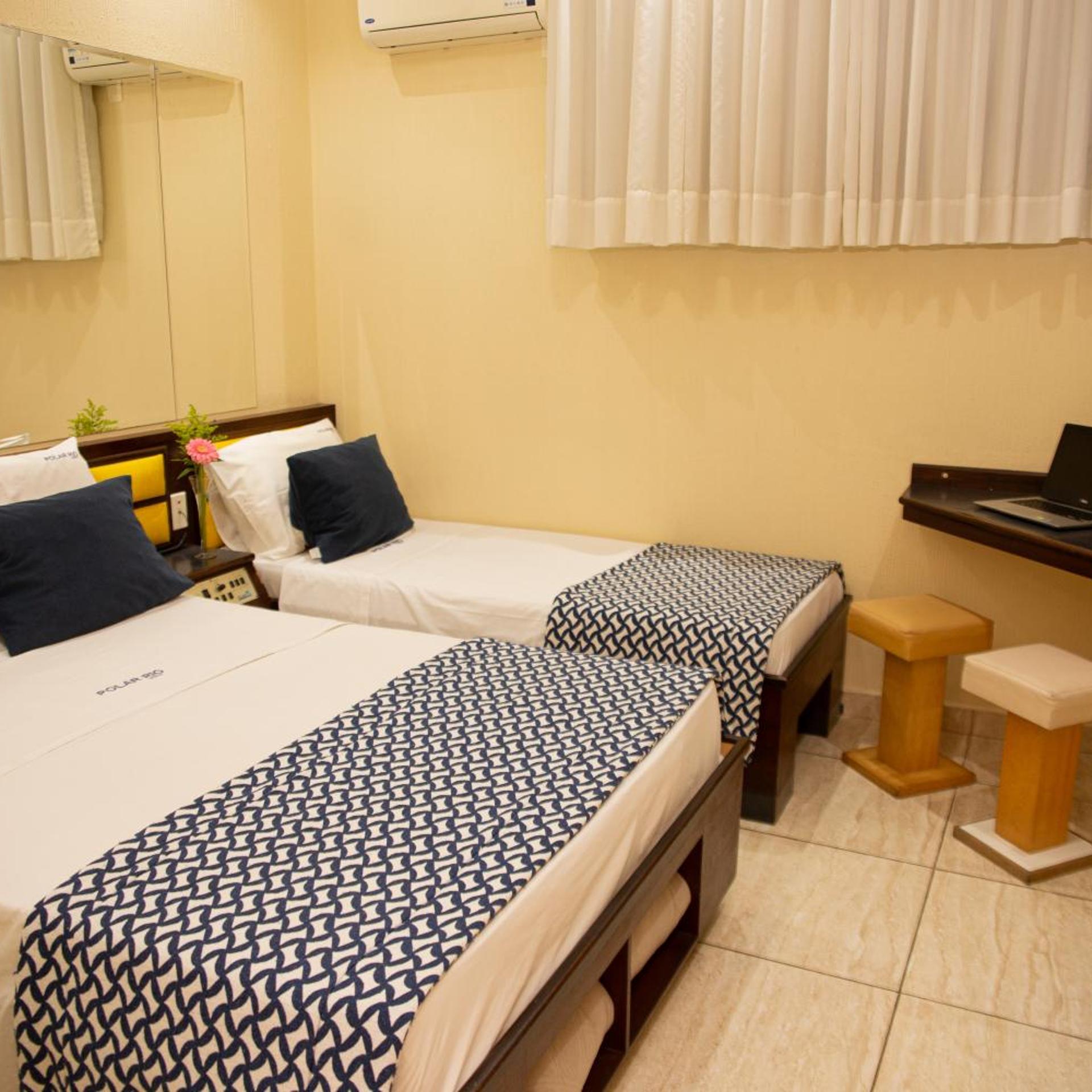 Polar Rio Hotel 11/50