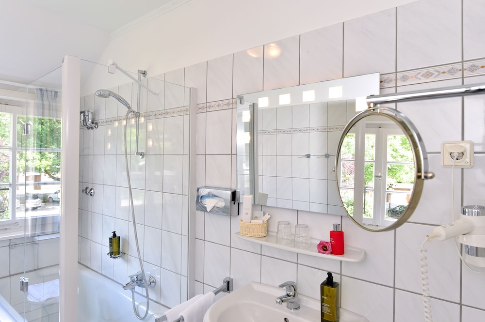 Top Vch Kleinhuis Hotel Mellingburger Schleuse Hamburg 16/44