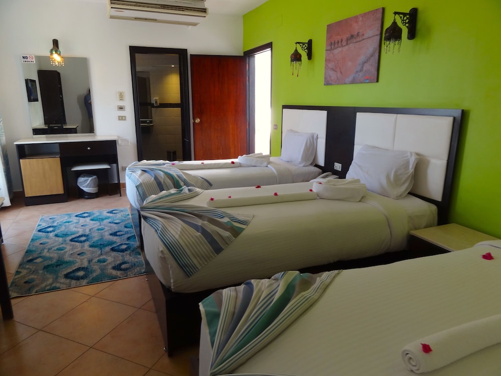 Naama Blue Hotel 11/50