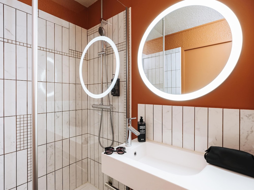 ibis Styles Le Mans Centre Gare 72/73
