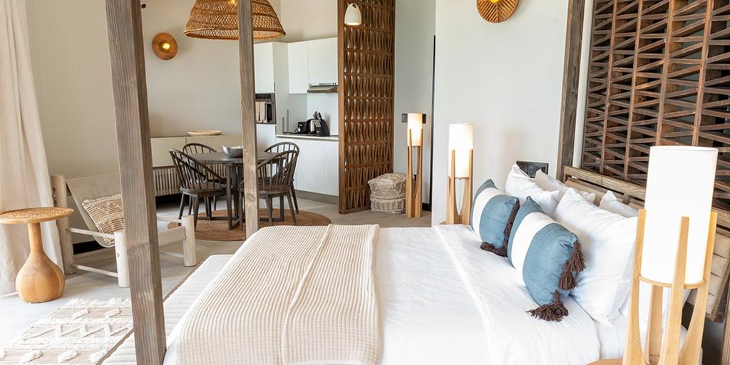 Tamarind Hills Resort and Villas 2/7
