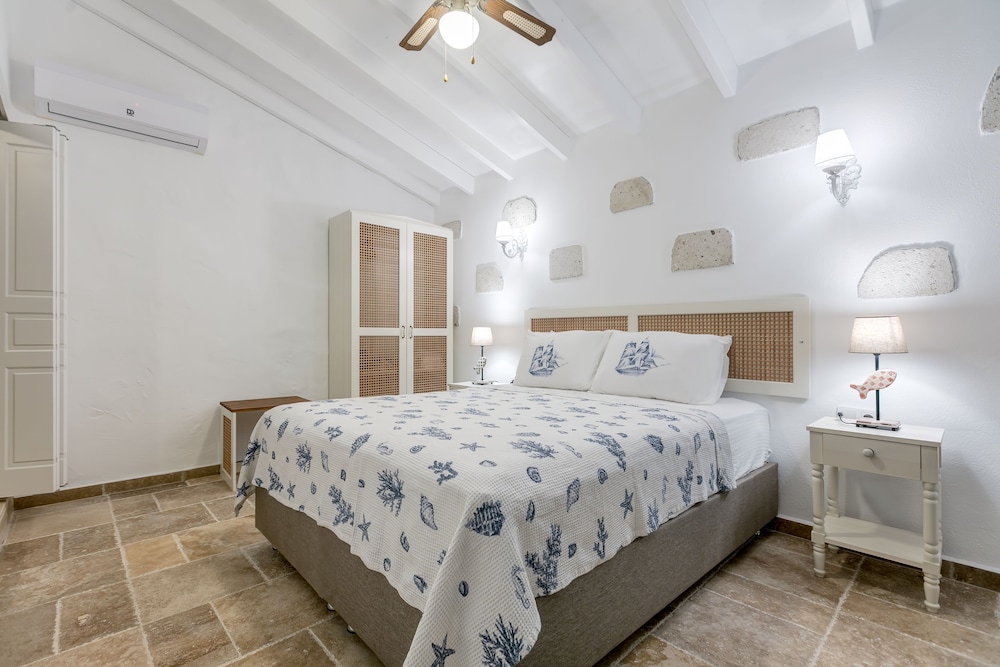 Fora Konak Alacati 15/50