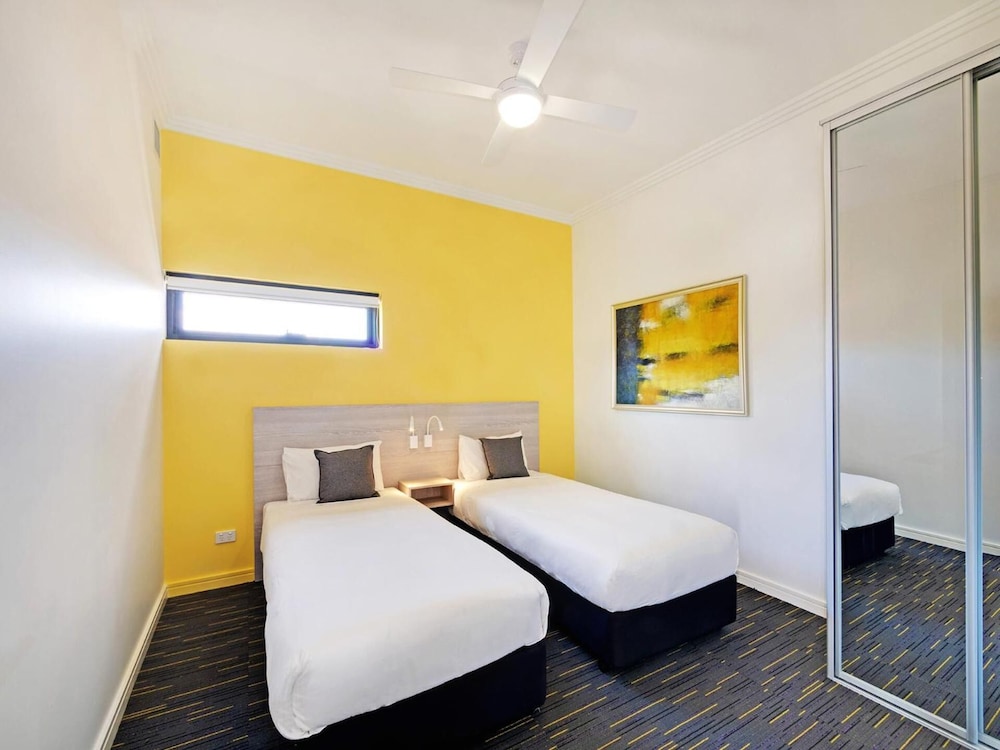 ValueSuites Penrith 19/60