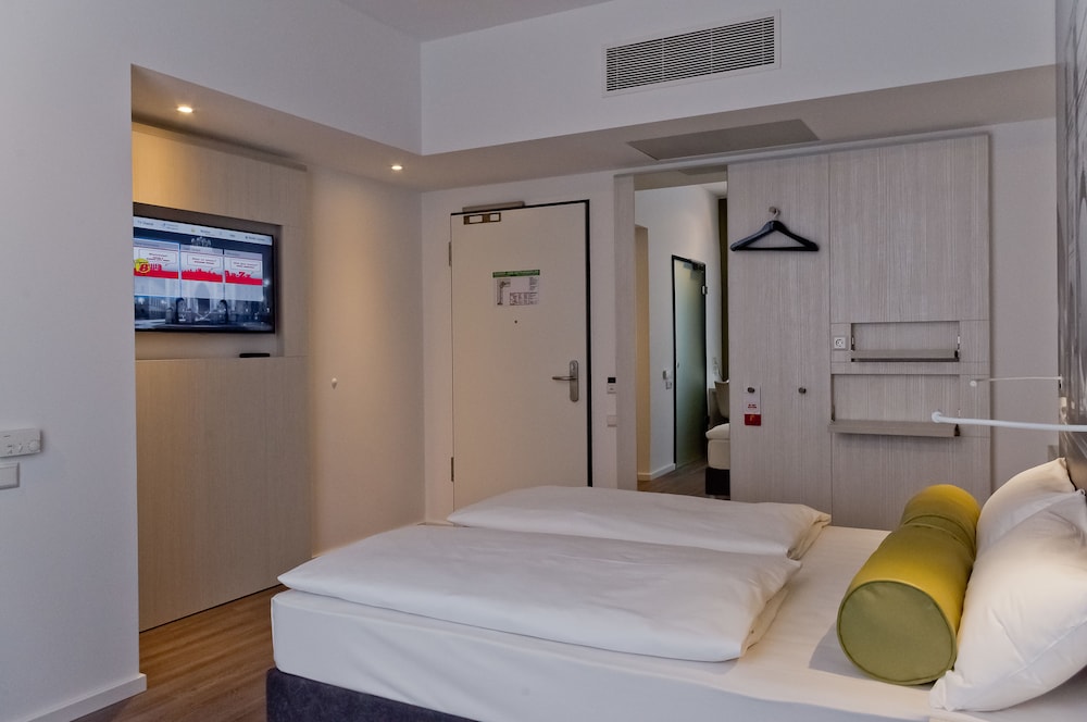 STANDARD, DOUBLE BED