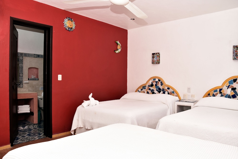 Hotel Mary Carmen 36/72