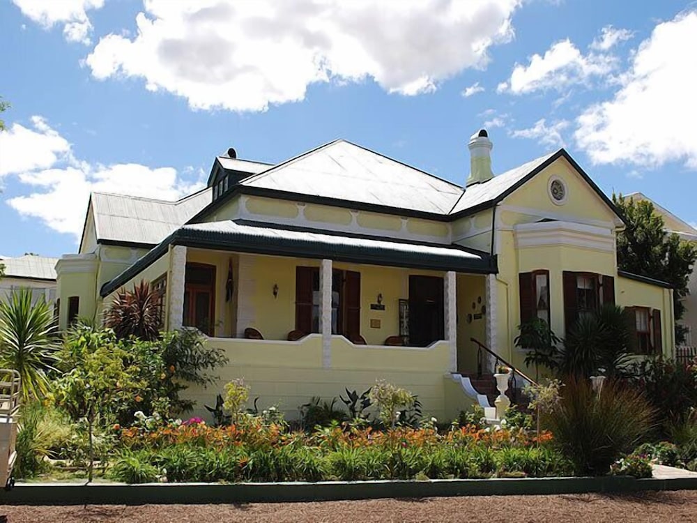 Kingna Lodge 2/61
