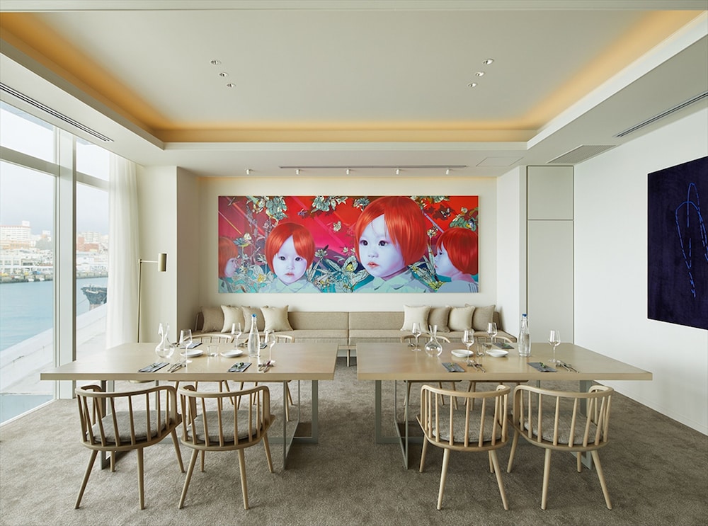 Hotel Anteroom Naha 45/50