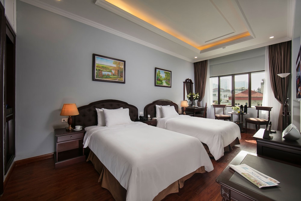 Halais Hotel 15/50