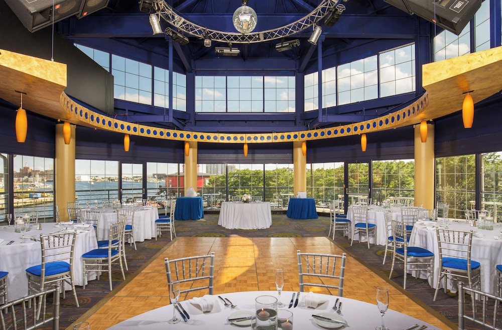 Pier 5 Hotel Baltimore, MD 32/50