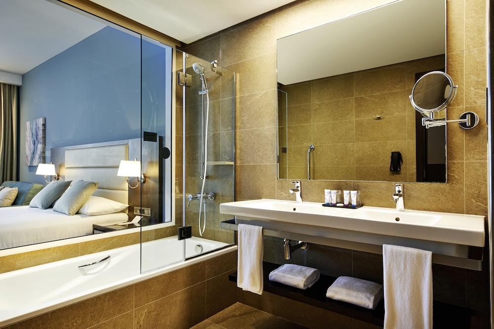 Riu Dubai 63/63