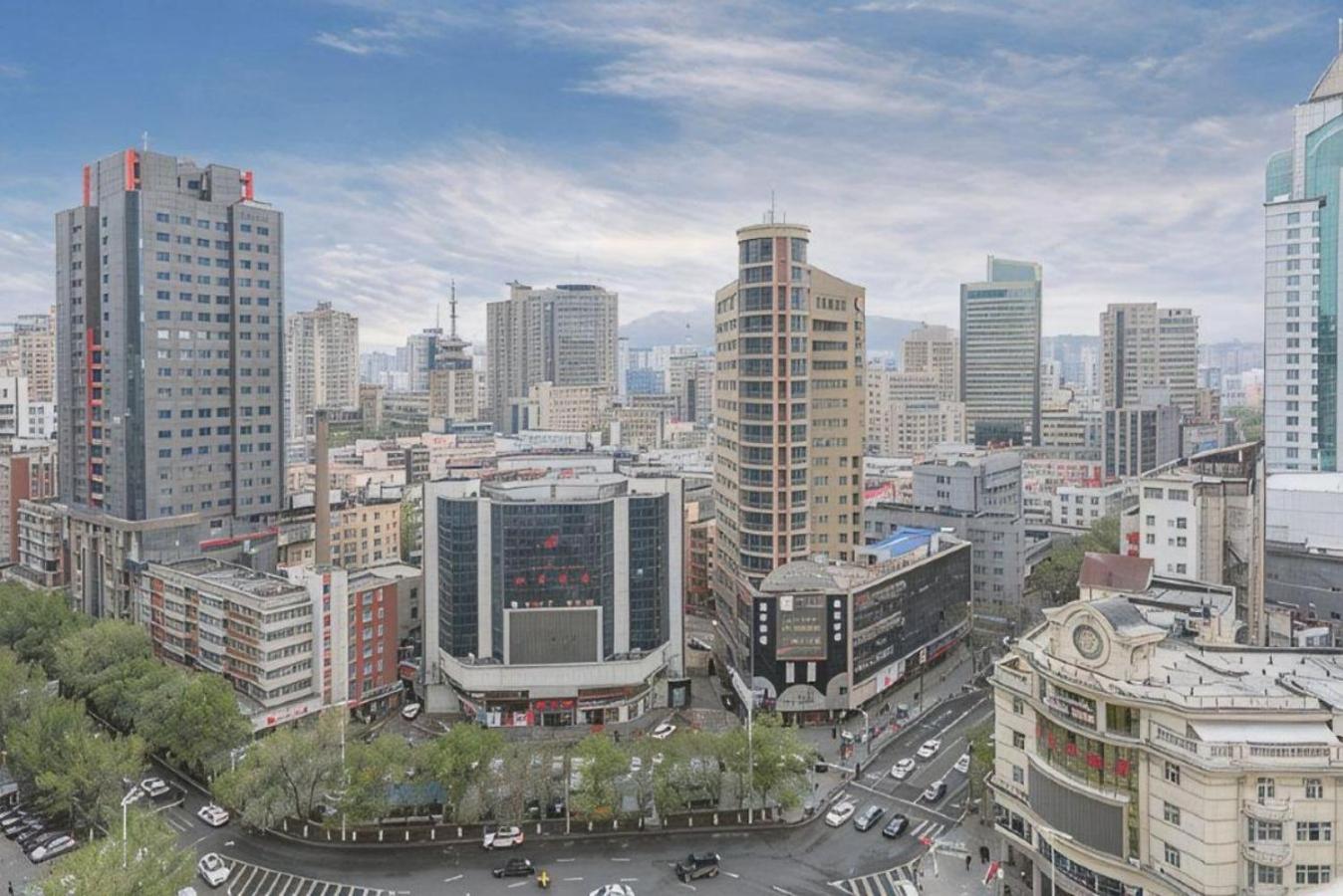 Atour Hotel Urumqi People's Cinema 4/59
