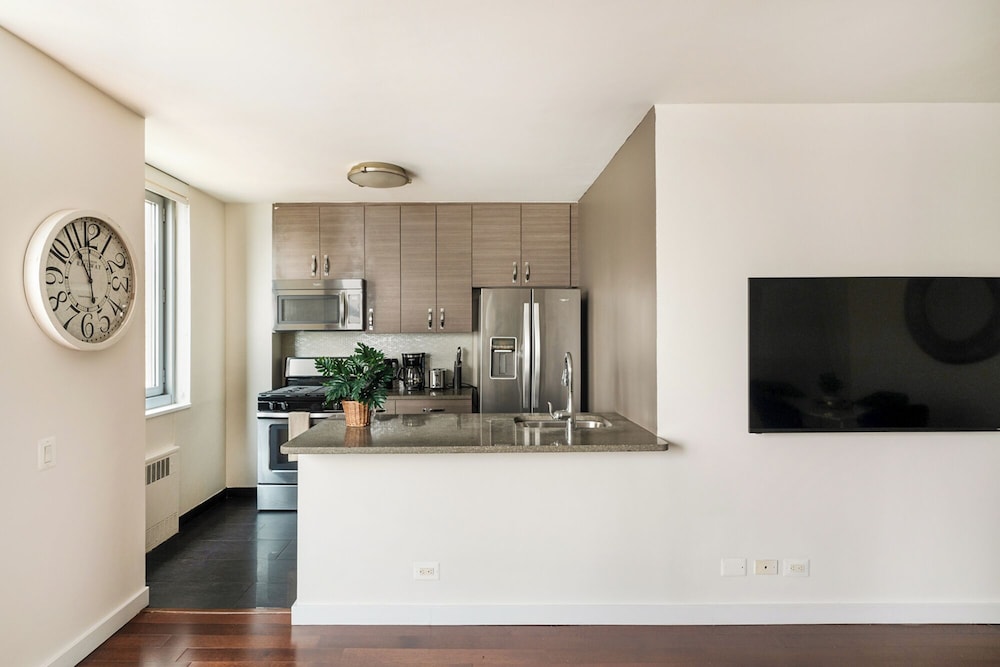 NYC Luxe Rentals 7/50