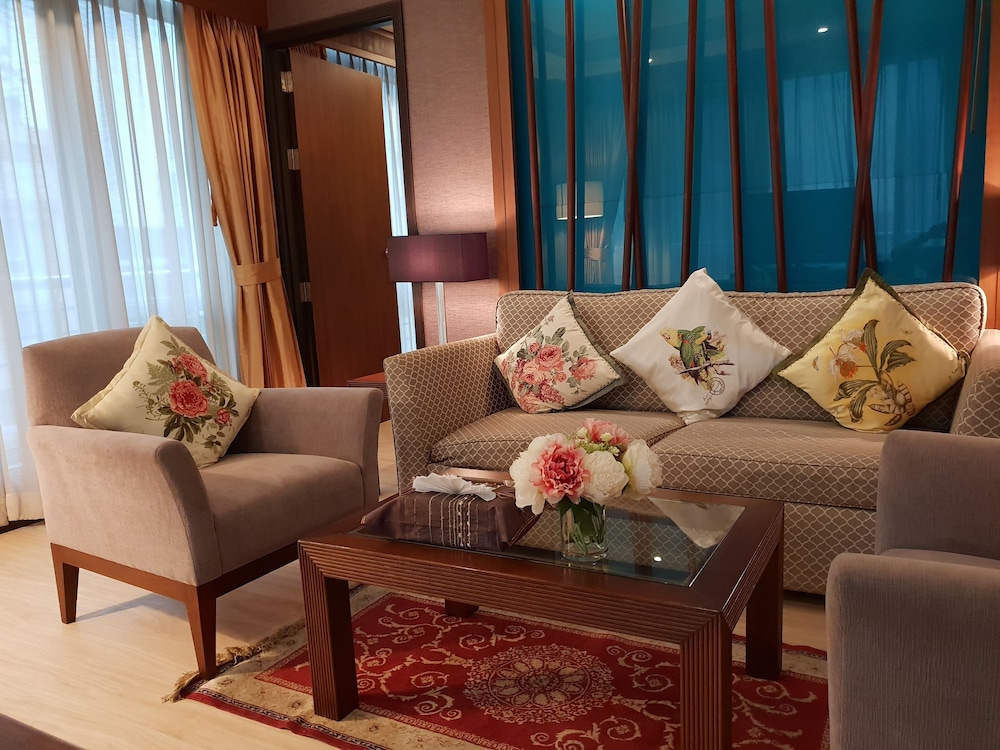 De Arni Bangkok 52/69