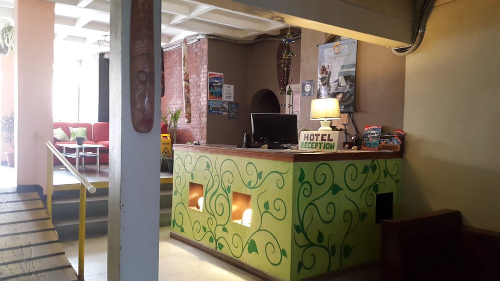 Hotel La Palapa 8/76
