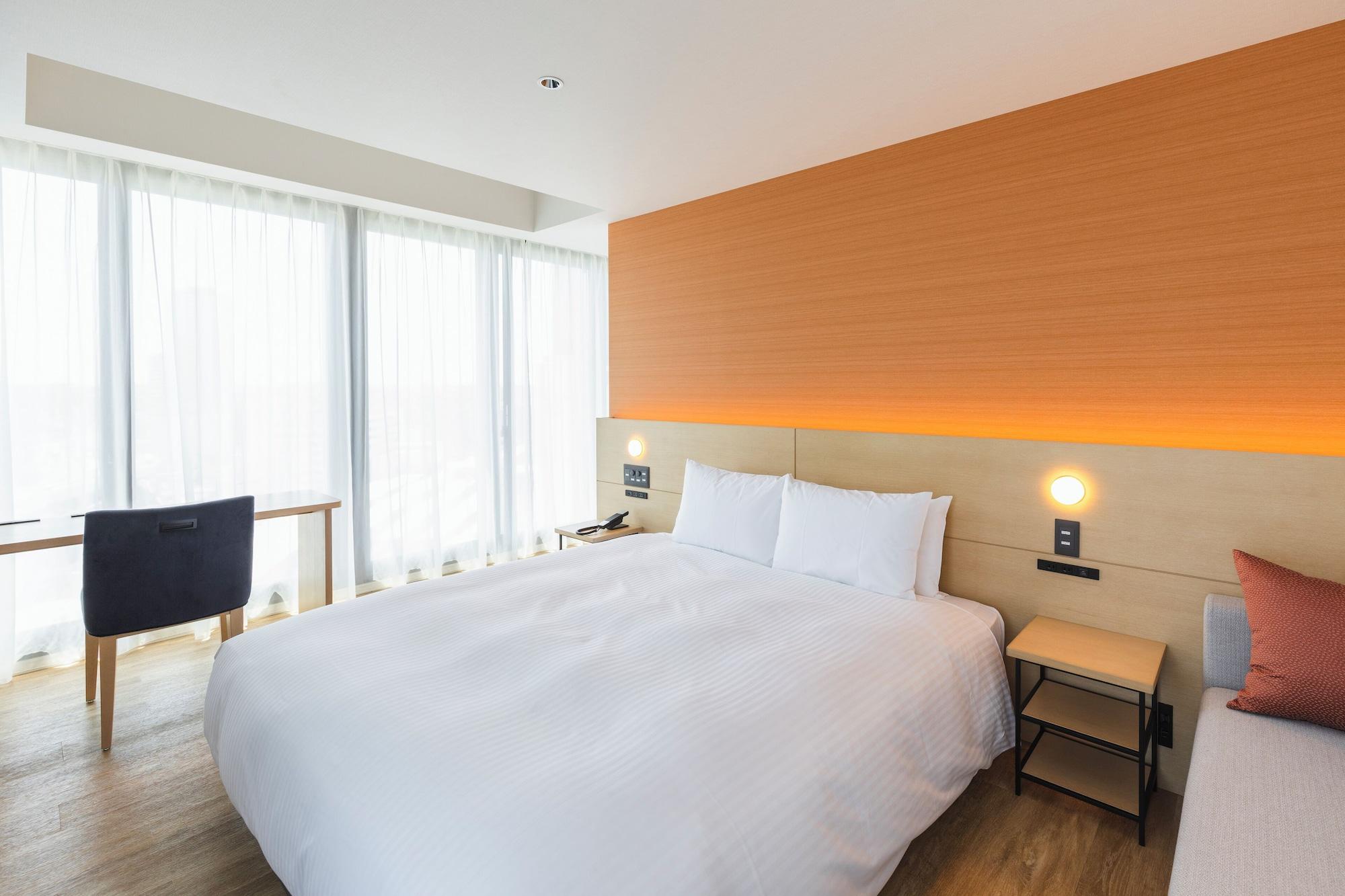 Residential, Double Bed, Washing Machine, Kitchen, Corner