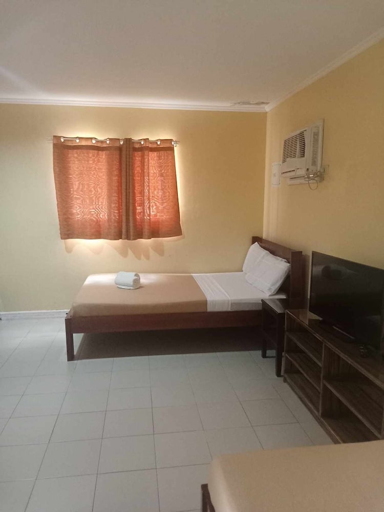 Villa Del Pueblo 7/32
