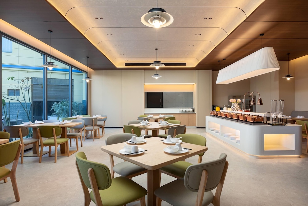 Days Inn by Wyndham Lincang Shuangjiang 12/16
