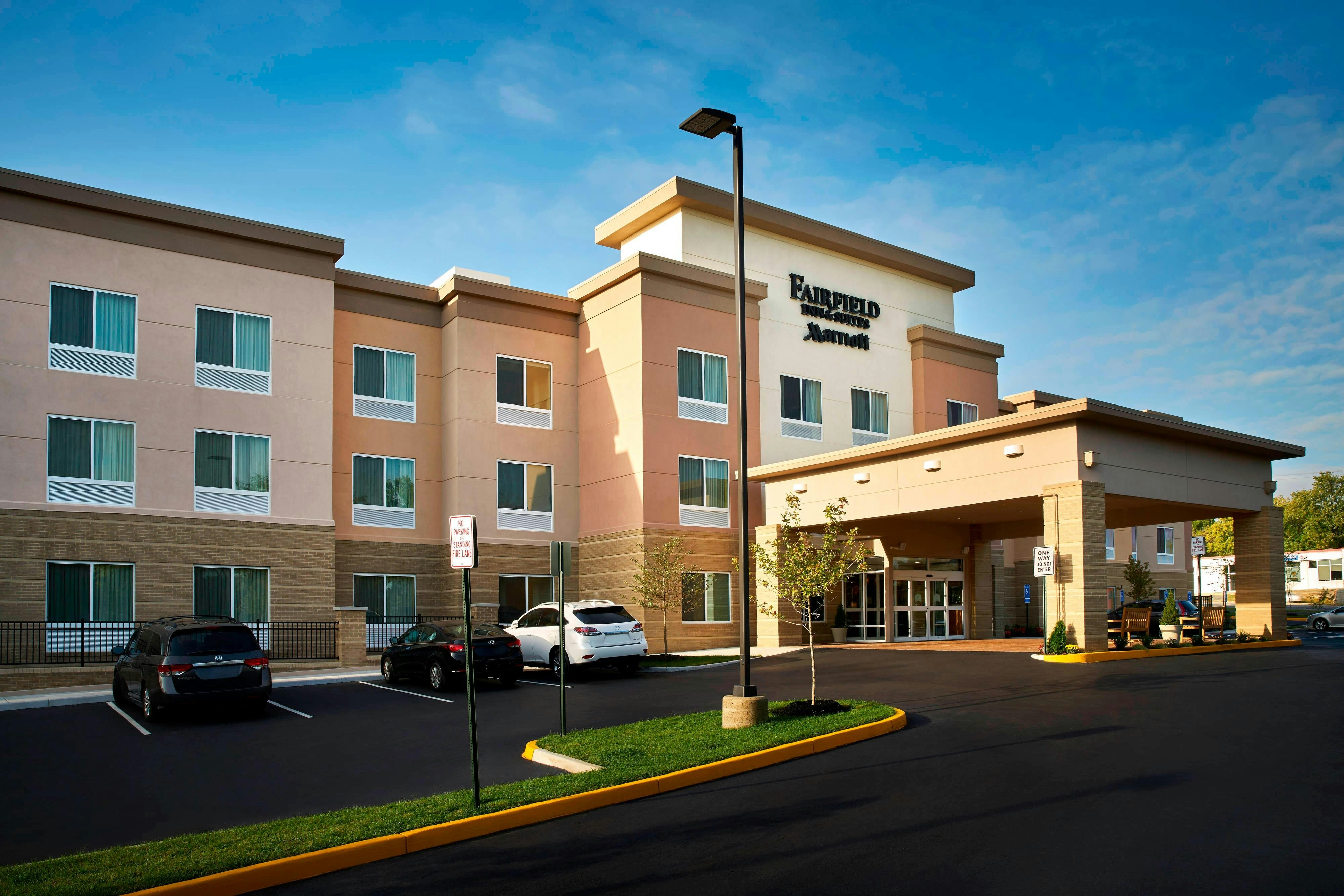 Fairfield Inn Suites Alexandria 34/35