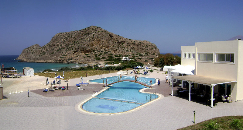 Royal Beach Hotel 48/53
