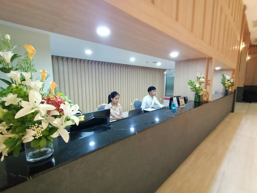 Mayflower Grande Hotel Phitsanulok 4/42
