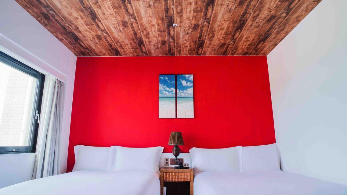 Room, Twin Beds, Grand Floor
