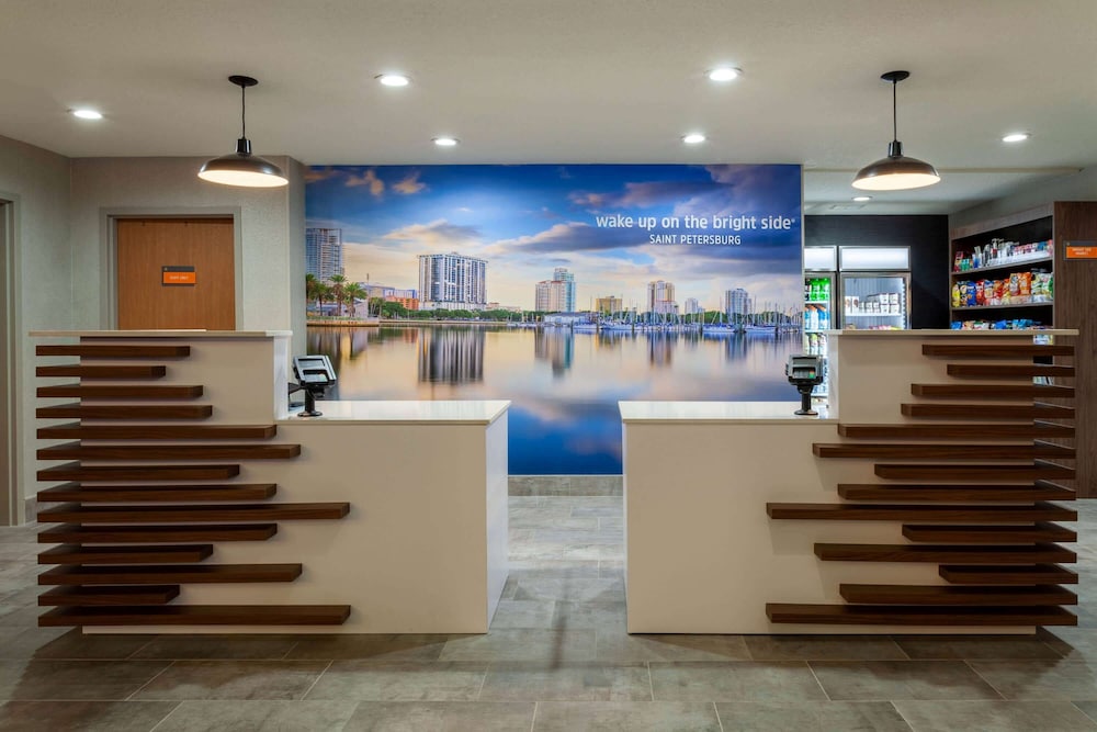 Sleep Inn & Suites St Petersburg Gateway 27/40