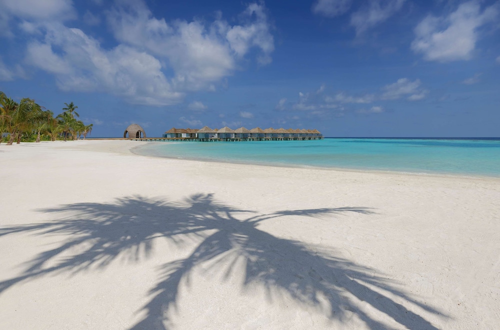 OUTRIGGER Maldives Maafushivaru Resort 47/50