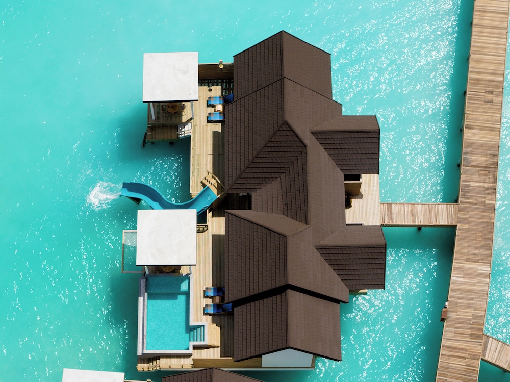 Meyyafushi Maldives 48/60